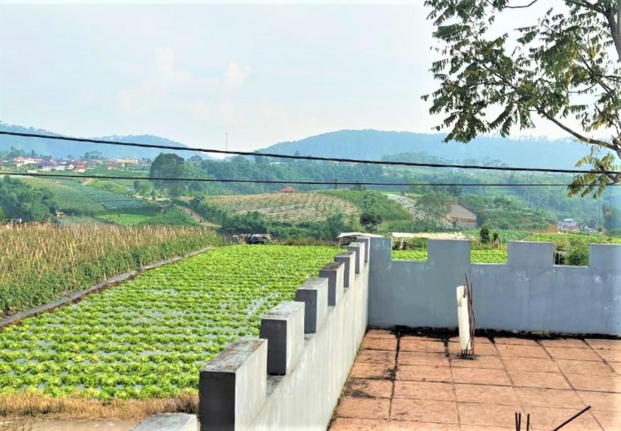 Villa Lembang Bunda Cikareumbi Luaran gambar