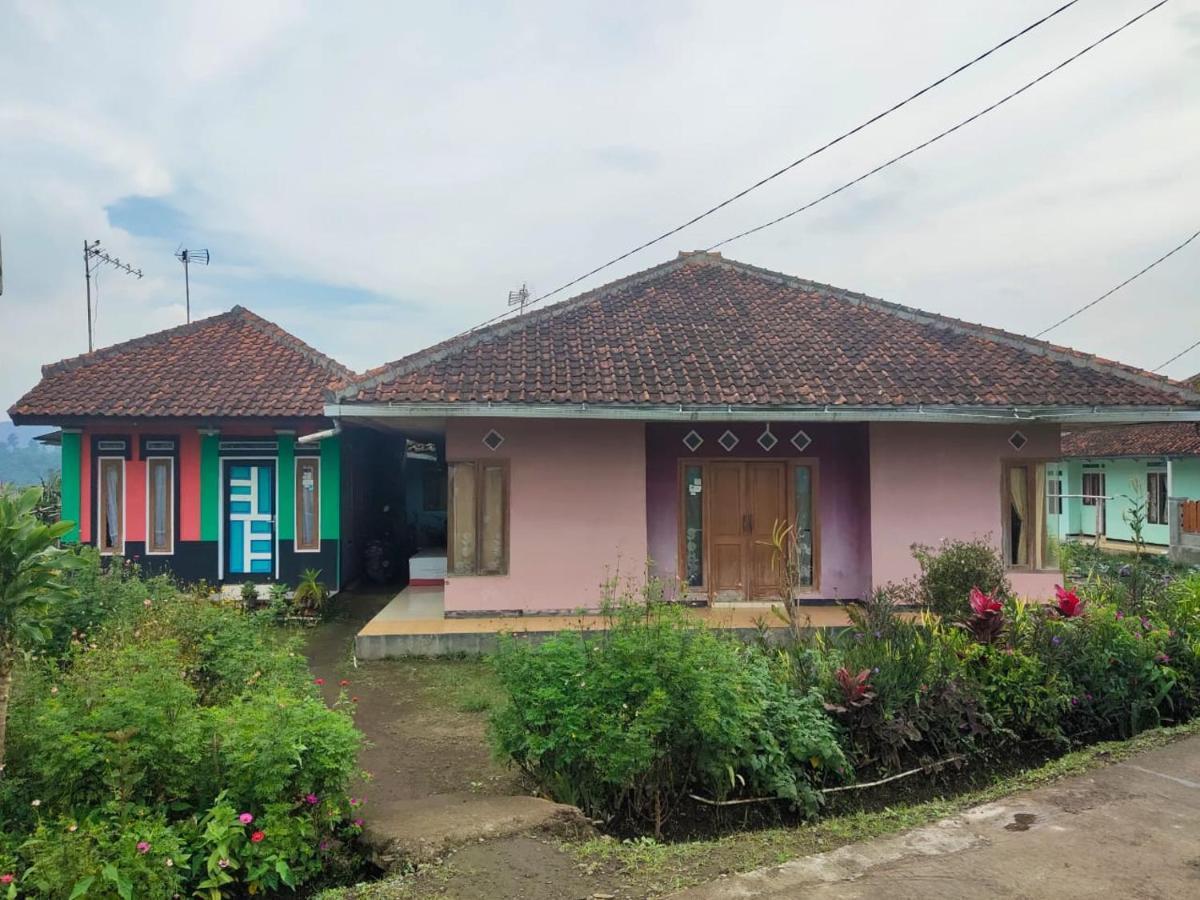 Villa Lembang Bunda Cikareumbi Luaran gambar